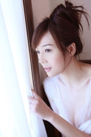 初中女生穿小内衣被发现的尴尬场面_蓝光电影完整版在线观看