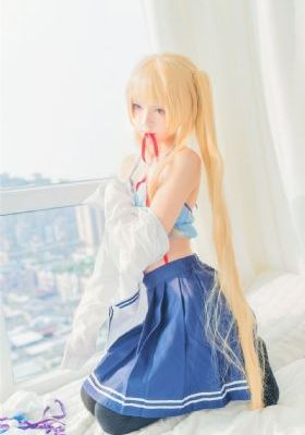 美女激情小视频网站_720高清完整版播放